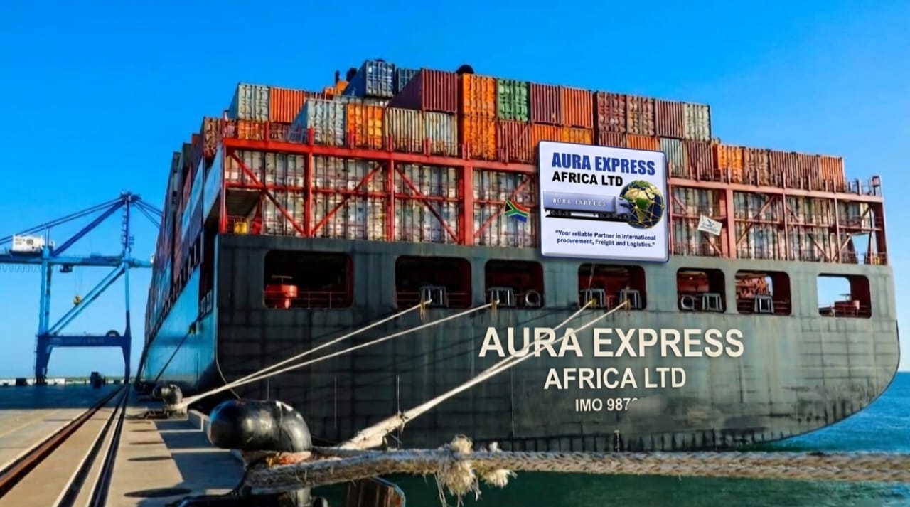 AURA EXPRESS container ship
